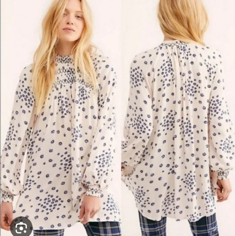 Free People 'Flowers in your hair Top Smocked Boho Cottagecore Flowy Romantic S